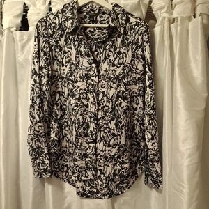 Halogen Abstract Black and White Button Down Shirt Med 🩷🩷🩷🩷